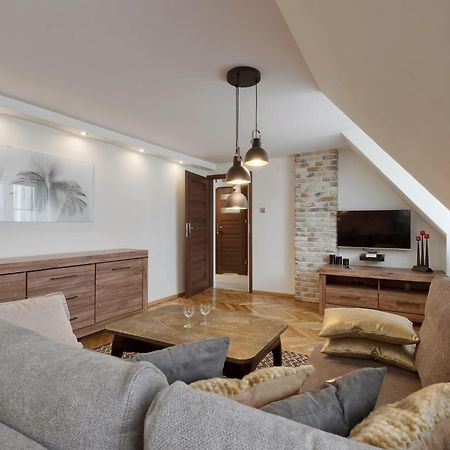 Around Market Square Apartments Cracovia Esterno foto