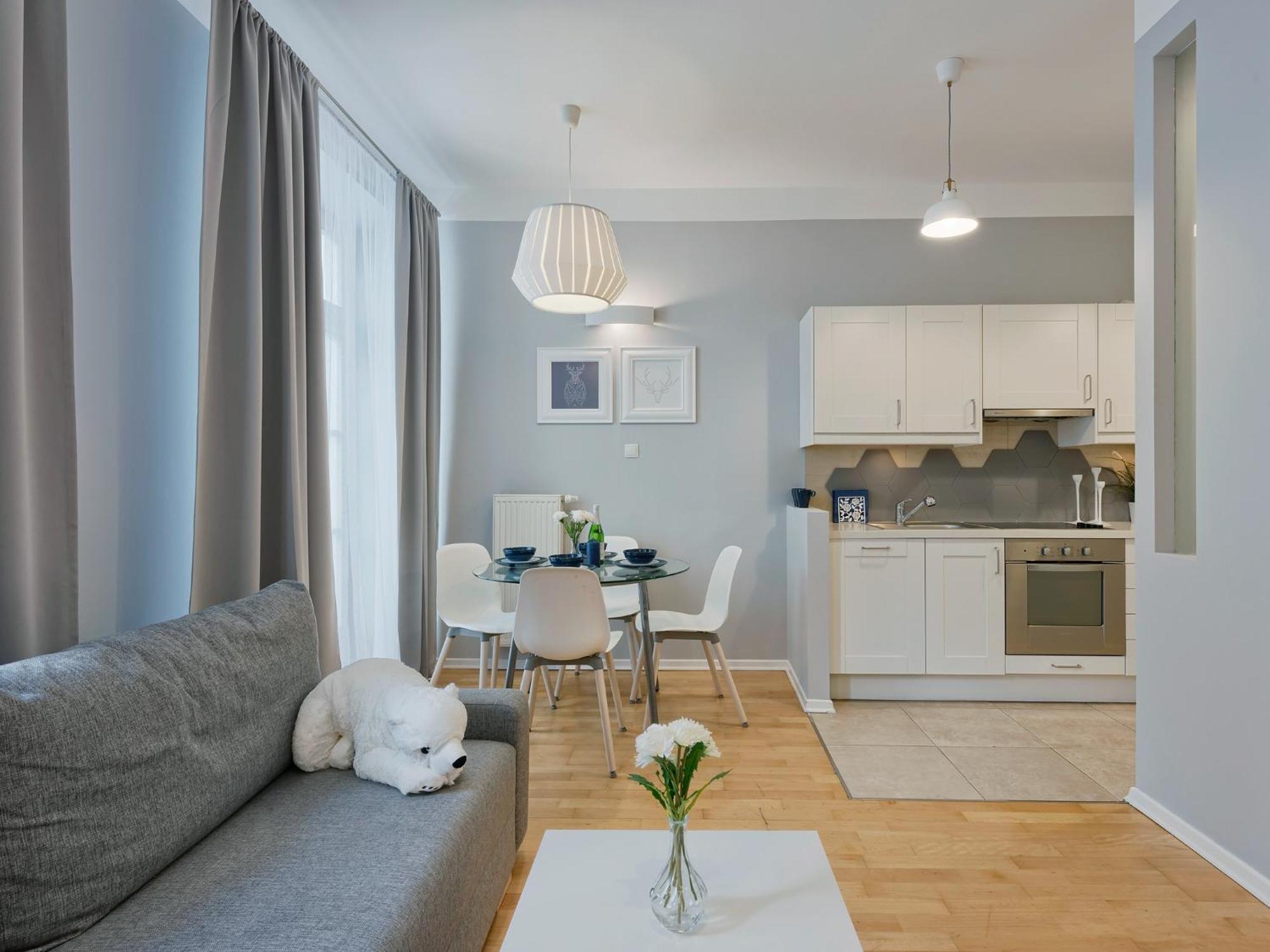 Around Market Square Apartments Cracovia Esterno foto