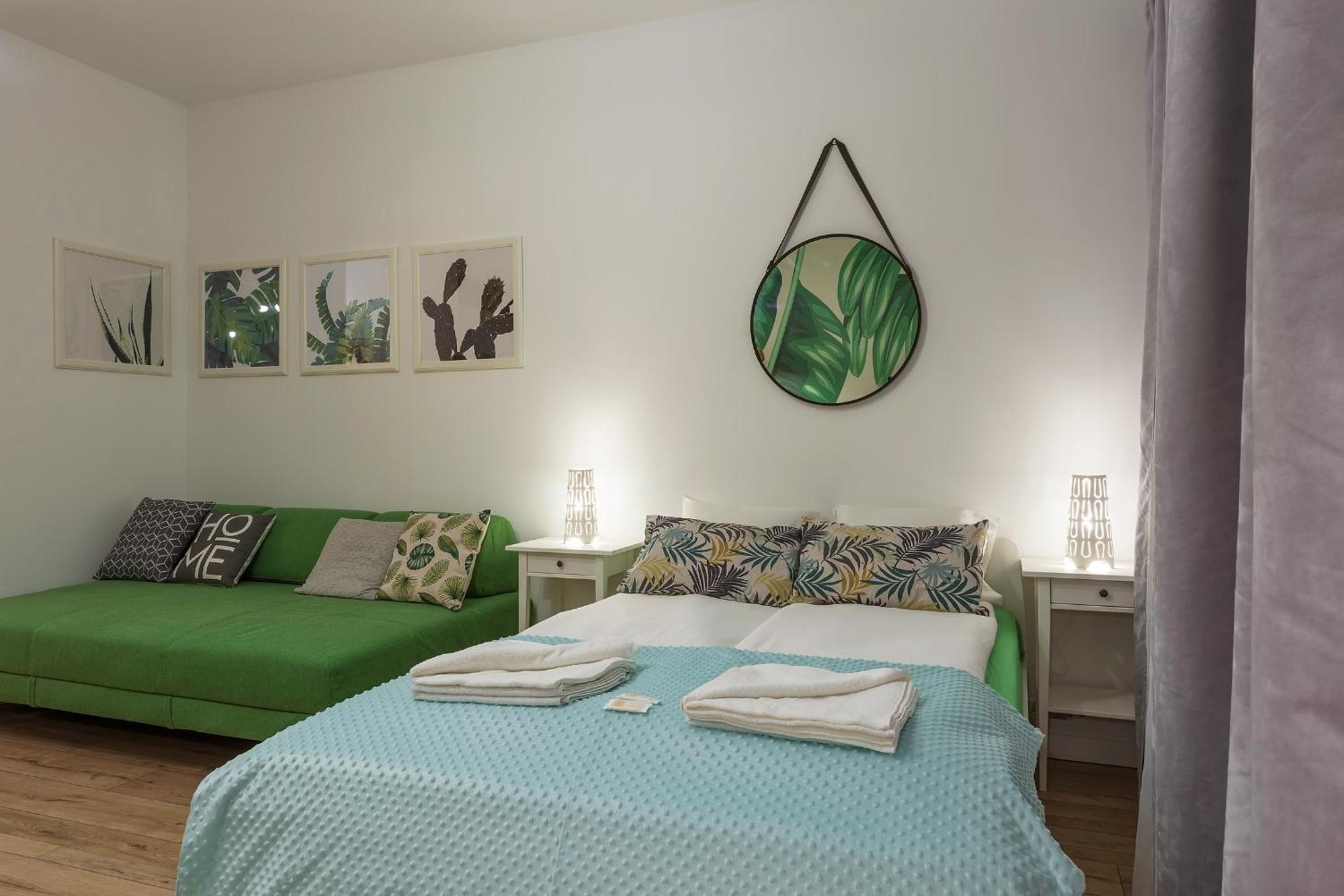 Around Market Square Apartments Cracovia Esterno foto