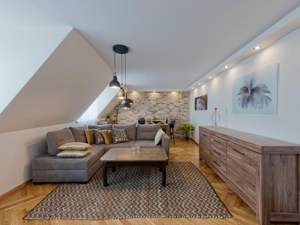 Around Market Square Apartments Cracovia Esterno foto