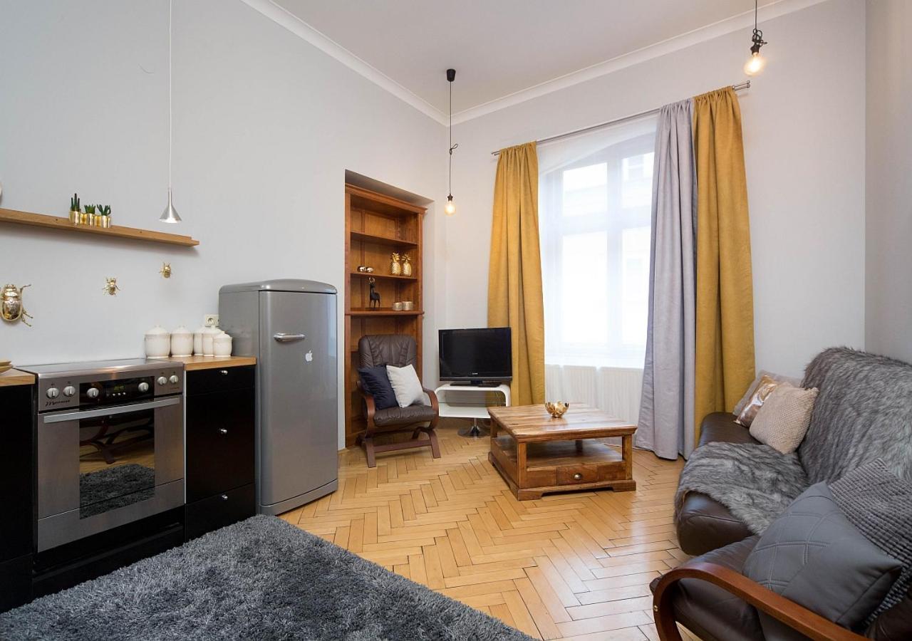Around Market Square Apartments Cracovia Esterno foto
