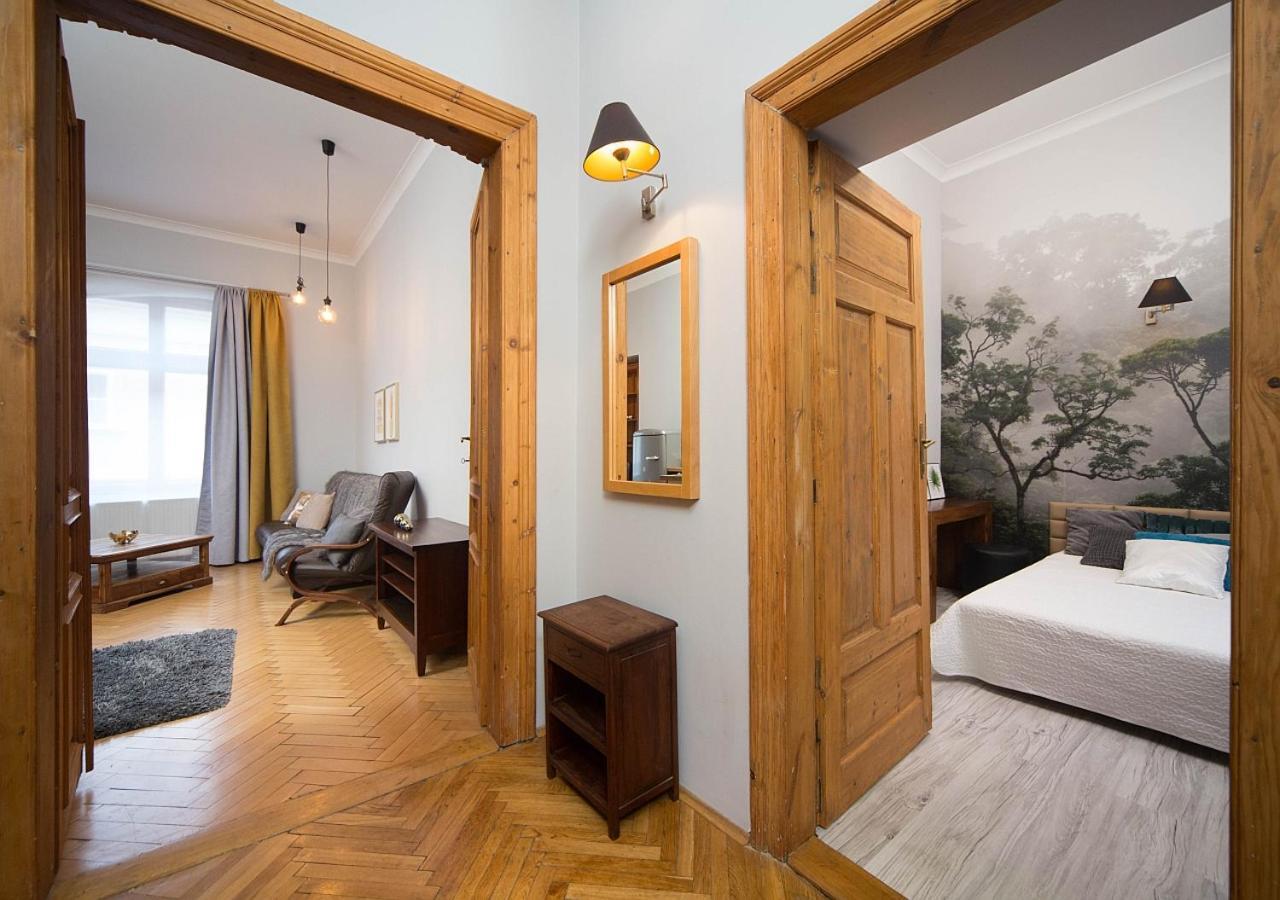 Around Market Square Apartments Cracovia Esterno foto
